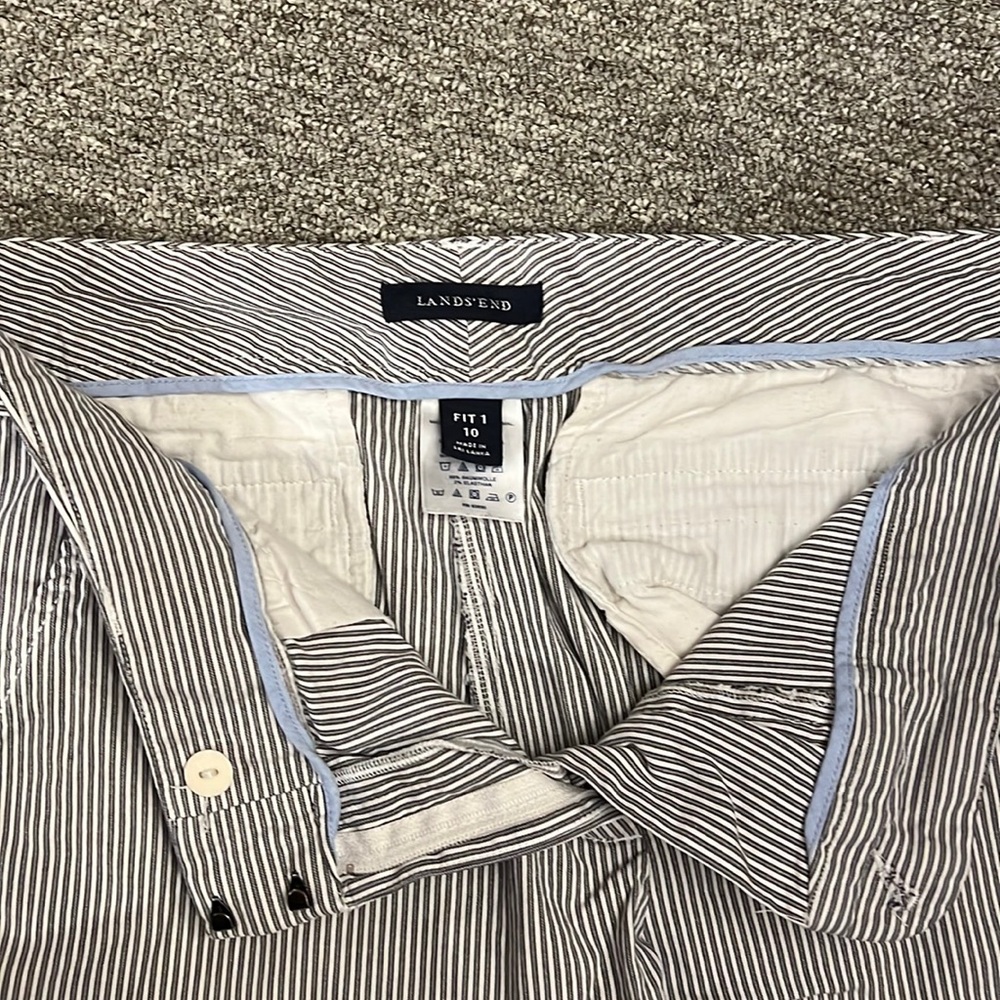Lands End Fit 1 Women’s Blue & White Stripe Capri Pants w/ Pockets